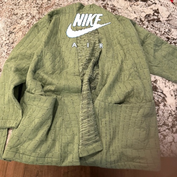 Nike Therma-FIT Luxe Reversible Jacket - Picture 5 of 12